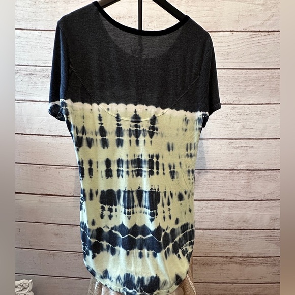 BRISAS Tie-Dye Tee  XL Lightweight Summer Office Unique Business Casual Spring - Picture 2 of 5